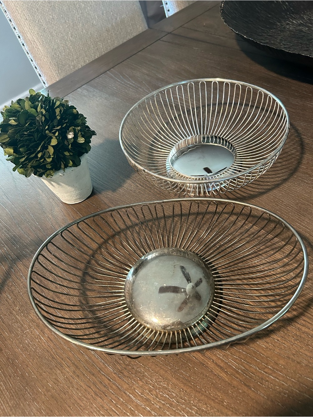 Vintage Regal Silver Plated Wire Basket Set (Set of 2 - Round & Oval)